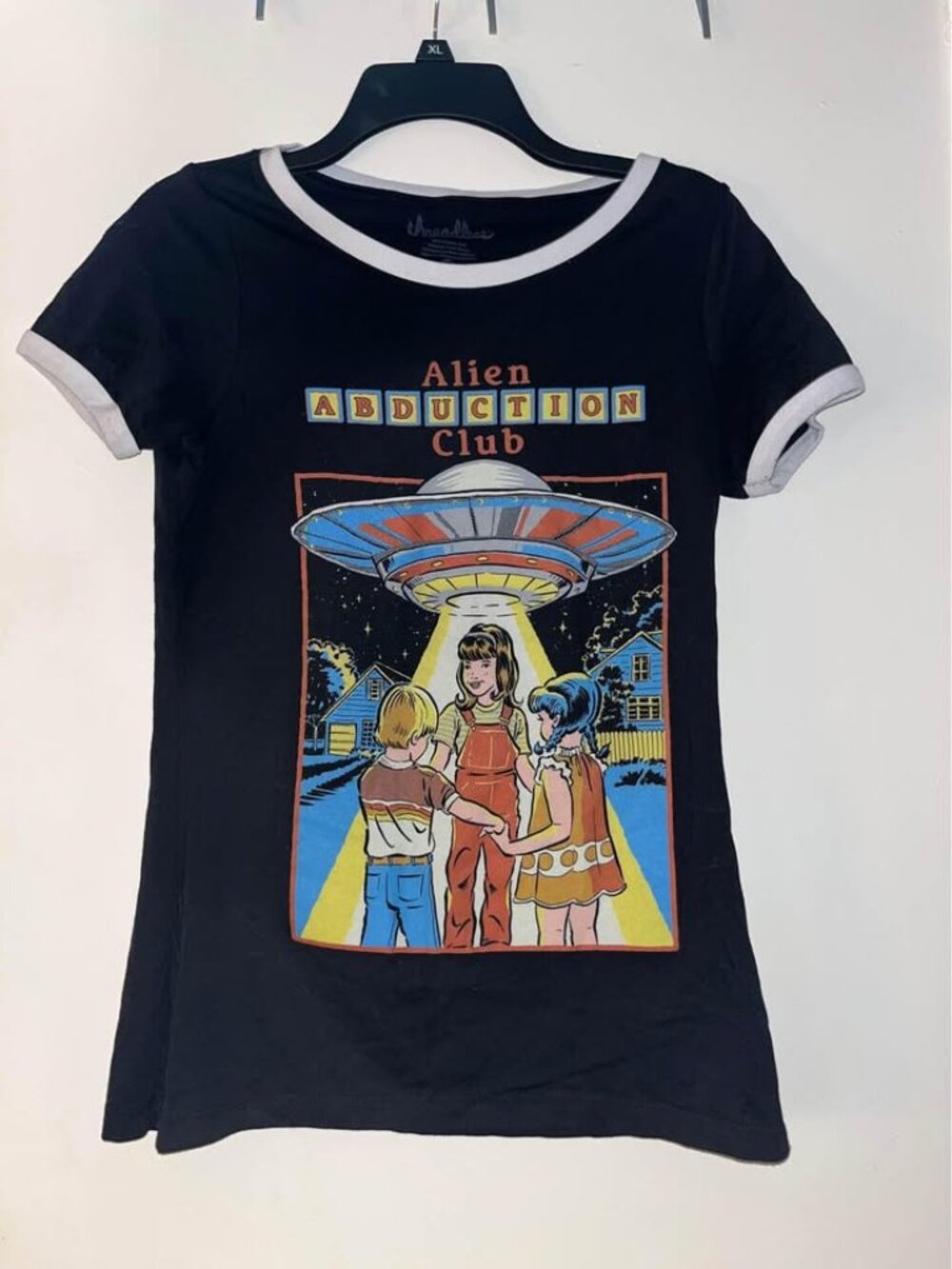 Alien Abduction Club Graphic Tee, Junior’s Medium
